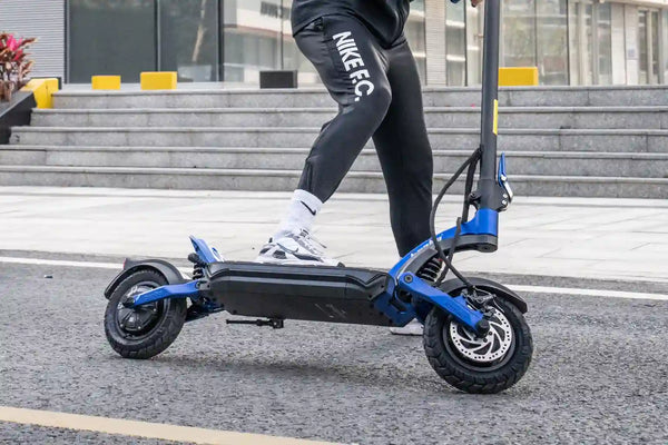 Mantis X Plus Review: Lightweight Power Meets Urban Performance