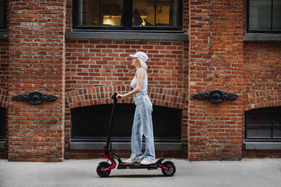 9 Advantages of An Electric Scooter Over A Traditional Car