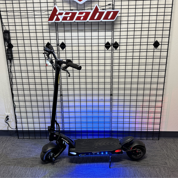 Mantis 8 Lite (Certified pre-owned, less than 50 miles )